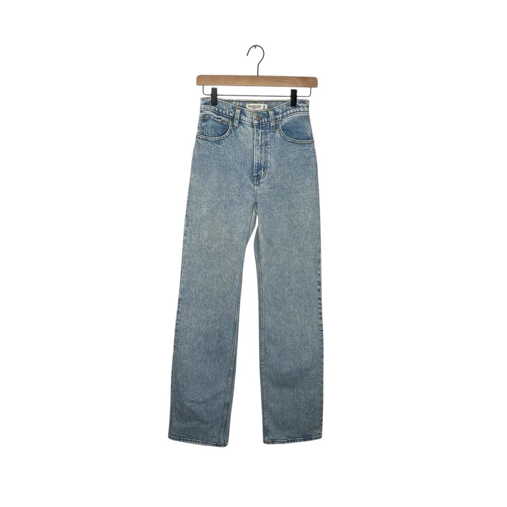 ABERCROMBIE & FITCH The 90's Relaxed Jeans High Rise Acid Wash Light Blue